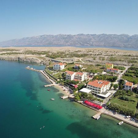 Hotel Vila 4M Ražanac Екстериор снимка