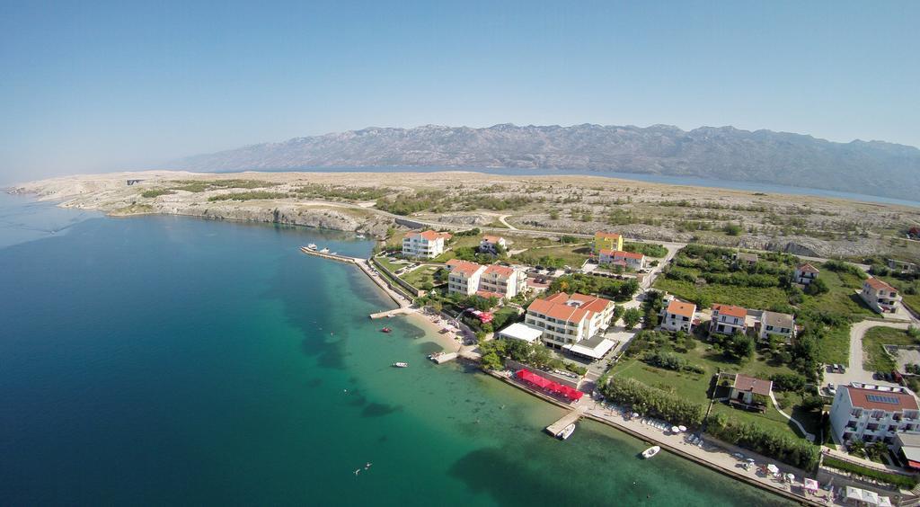 Hotel Vila 4M Ražanac Екстериор снимка