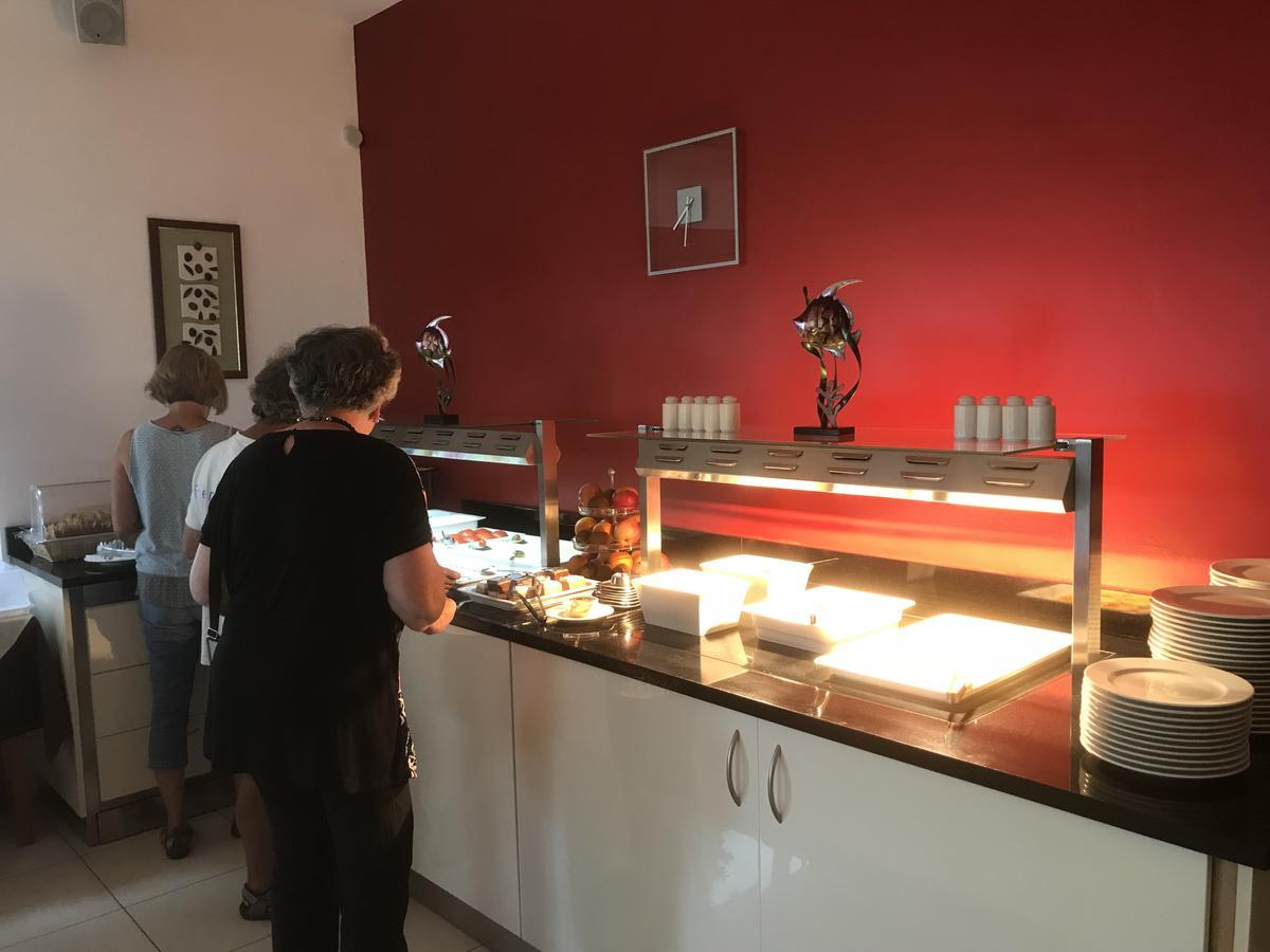 Hotel Vila 4M Ražanac Екстериор снимка